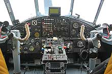 Cockpit der AN 2